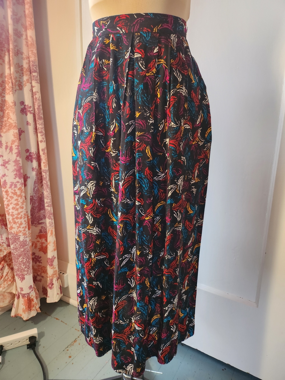 Vtg 80s Norton McNaughton Fireworks Midi Skirt